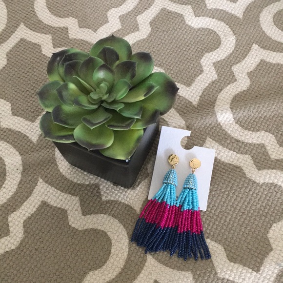 *NEW* beaded, tassel, earrings; hypo allergenic - Picture 2 of 3